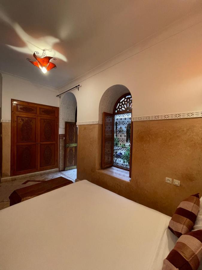 Riad La Caleche & Spa Marrakesh Exterior photo